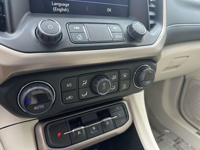 2023 GMC Acadia AWD 4dr Denali