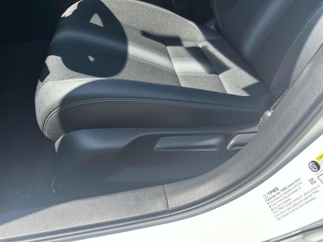 2023 Honda Civic Hatchback Sport CVT