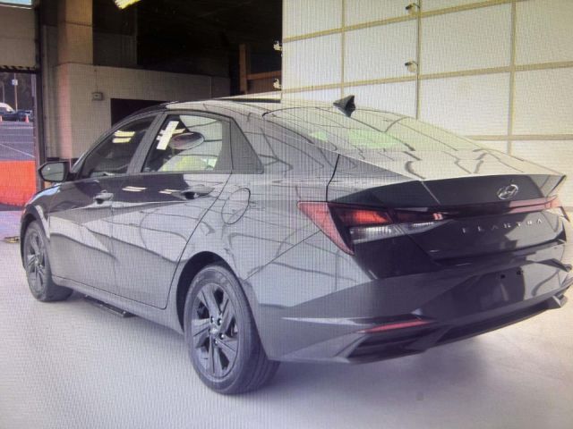 2023 Hyundai Elantra SEL IVT