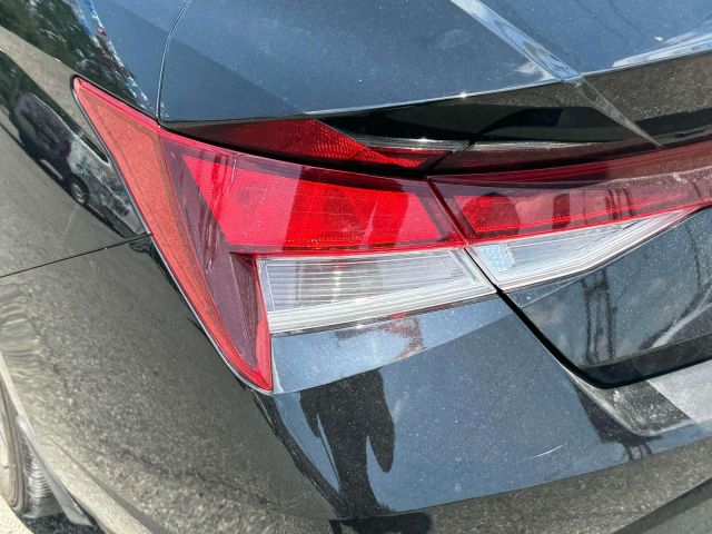 2023 Hyundai Elantra SEL IVT