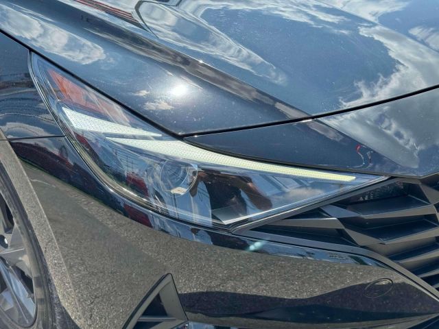 2023 Hyundai Elantra SEL IVT