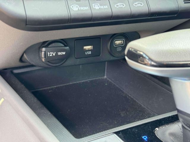 2023 Hyundai Elantra SEL IVT