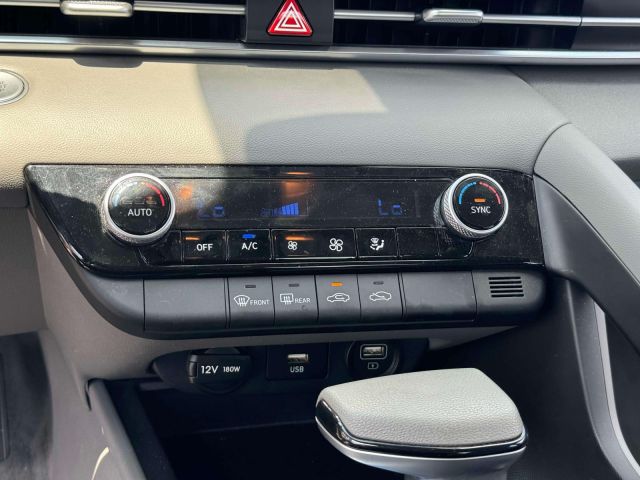 2023 Hyundai Elantra SEL IVT