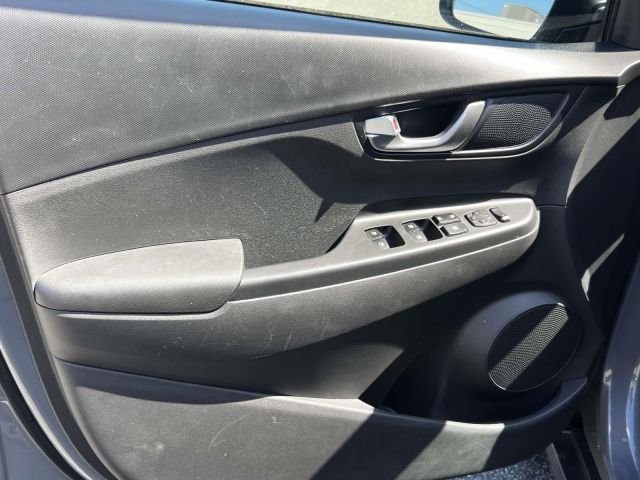 2023 Hyundai Kona Electric SE FWD