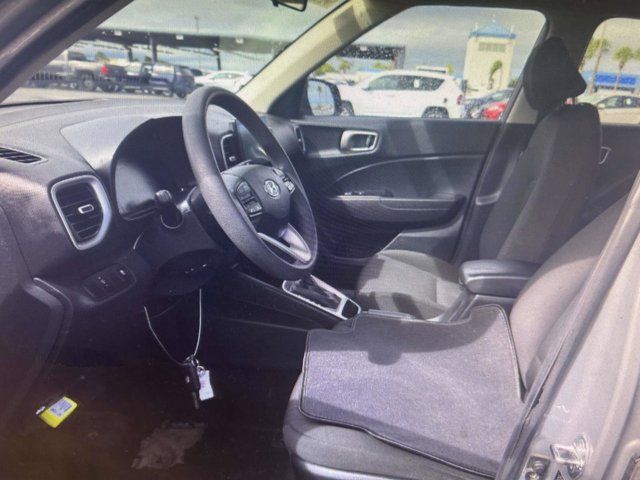 2023 Hyundai Venue SE