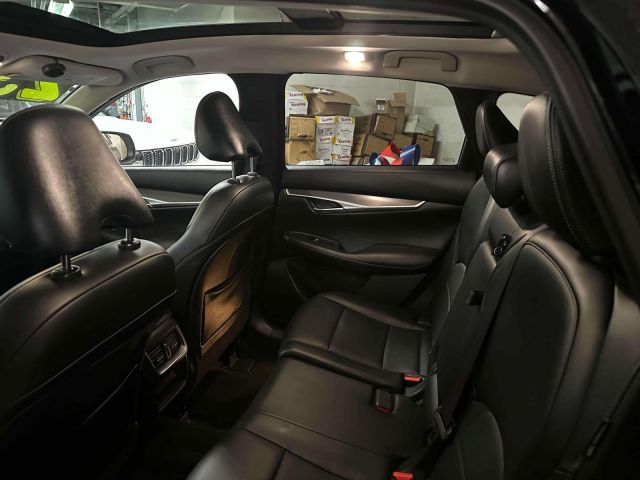 2023 INFINITI QX50 LUXE AWD