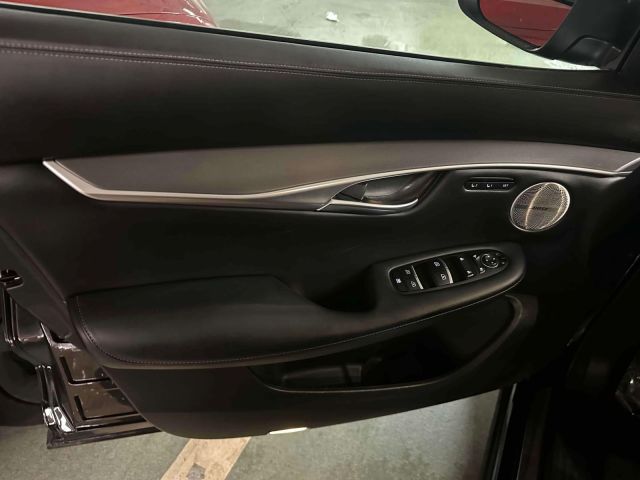 2023 INFINITI QX50 LUXE AWD