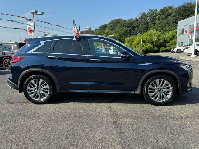 2023 INFINITI QX50 LUXE AWD