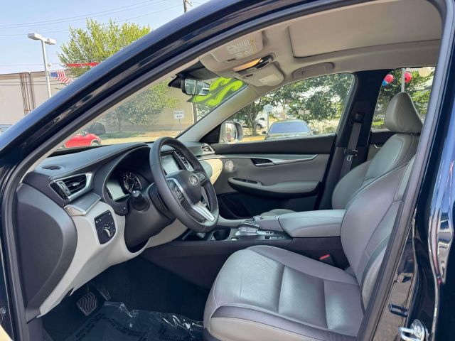 2023 INFINITI QX50 LUXE AWD
