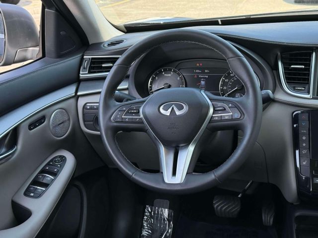 2023 INFINITI QX50 LUXE AWD