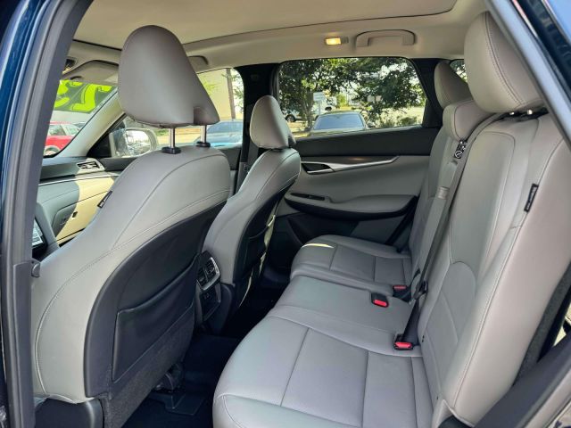 2023 INFINITI QX50 LUXE AWD