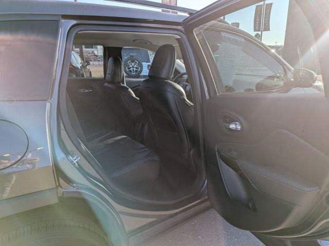 2023 Jeep Cherokee Altitude 2023 Jeep Cherokee Altitude