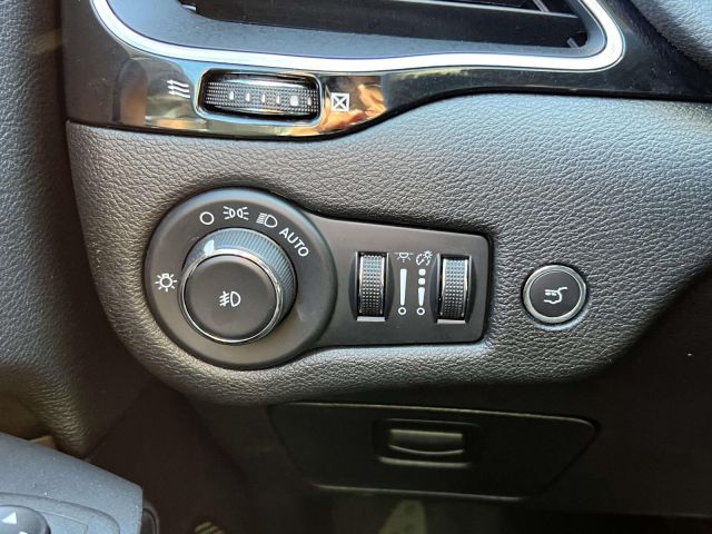 2023 Jeep Cherokee Altitude Lux 4x4 2023 Jeep Cherokee Altitude Lux 4x4