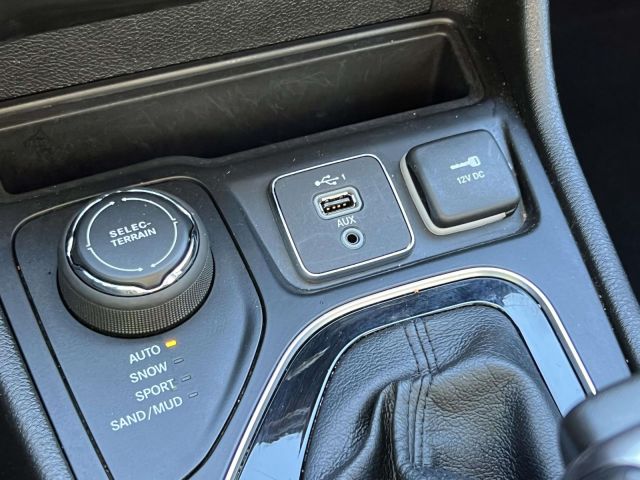 2023 Jeep Cherokee Altitude Lux 4x4 2023 Jeep Cherokee Altitude Lux 4x4