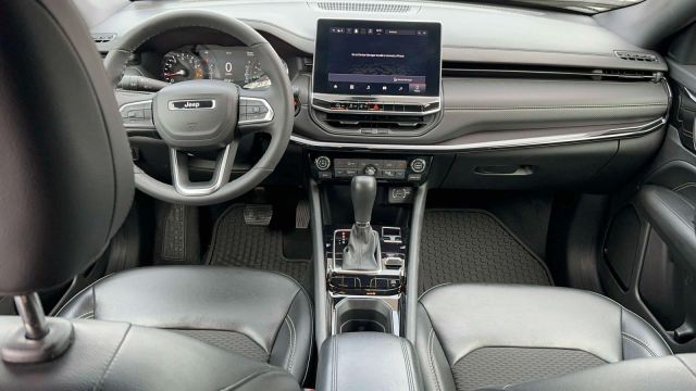 2023 Jeep Compass Altitude 4x4