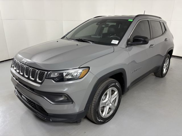 2023 Jeep Compass Latitude 2023 Jeep Compass Latitude