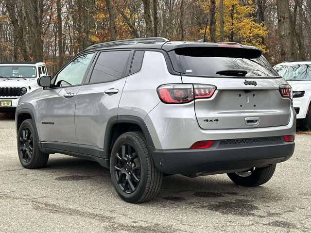 2023 Jeep Compass Altitude 4x4 2023 Jeep Compass Altitude 4x4