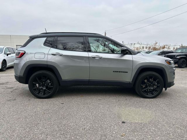 2023 Jeep Compass Altitude 4x4 2023 Jeep Compass Altitude 4x4