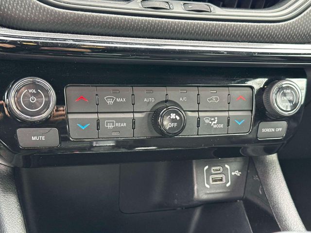 2023 Jeep Compass Altitude 4x4 2023 Jeep Compass Altitude 4x4