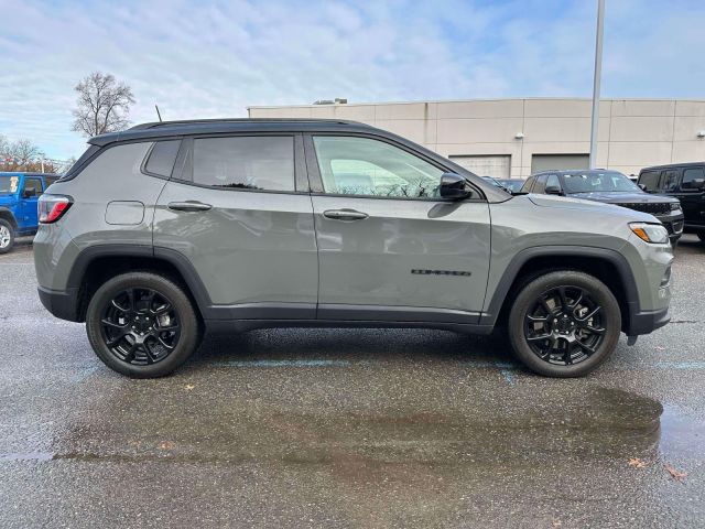 2023 Jeep Compass Altitude 4x4