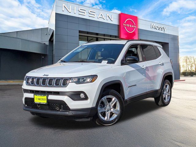 2023 Jeep Compass Latitude 2023 Jeep Compass Latitude