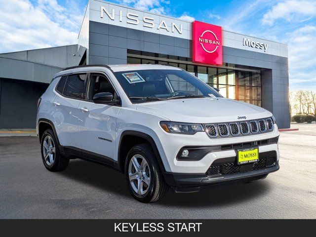 2023 Jeep Compass Latitude 2023 Jeep Compass Latitude