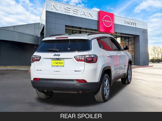2023 Jeep Compass Latitude 2023 Jeep Compass Latitude