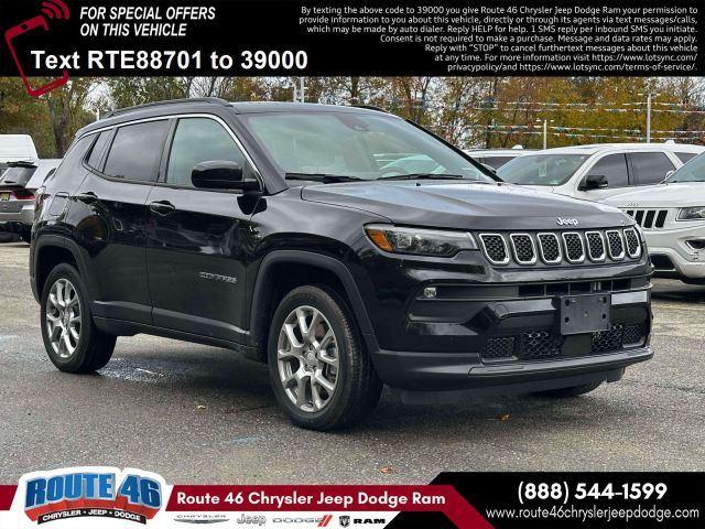 2023 Jeep Compass Latitude Lux 4x4 2023 Jeep Compass Latitude Lux 4x4