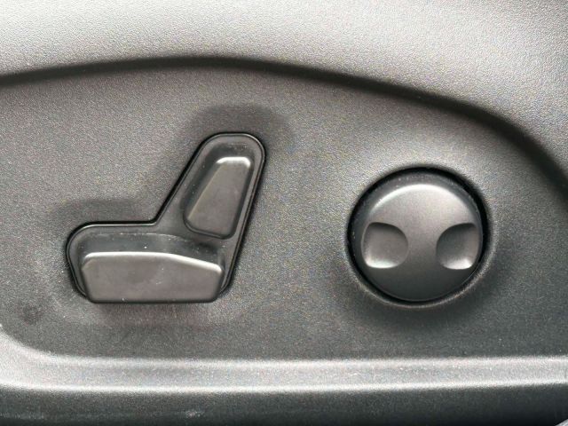 2023 Jeep Compass Latitude Lux 4x4 2023 Jeep Compass Latitude Lux 4x4