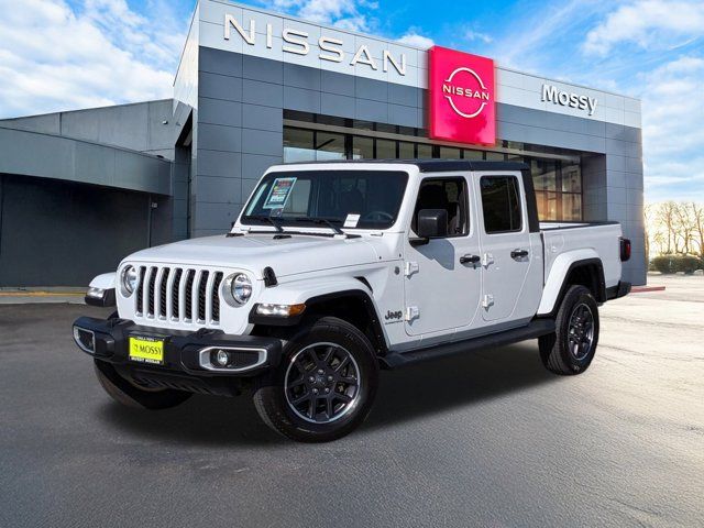 2023 Jeep Gladiator Overland's photo