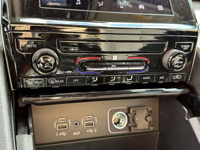 2023 Jeep Grand Cherokee Laredo 4x4 2023 Jeep Grand Cherokee Laredo 4x4