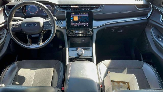 2023 Jeep Grand Cherokee Altitude 4x4 2023 Jeep Grand Cherokee Altitude 4x4