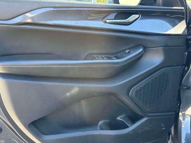 2023 Jeep Grand Cherokee Altitude 4x4 2023 Jeep Grand Cherokee Altitude 4x4