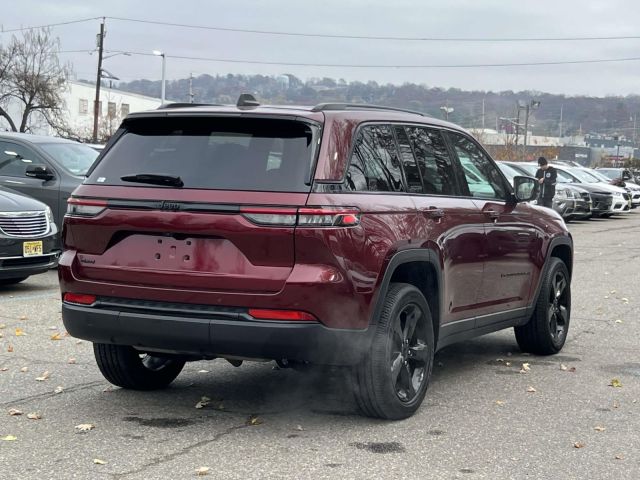 2023 Jeep Grand Cherokee Altitude 4x4