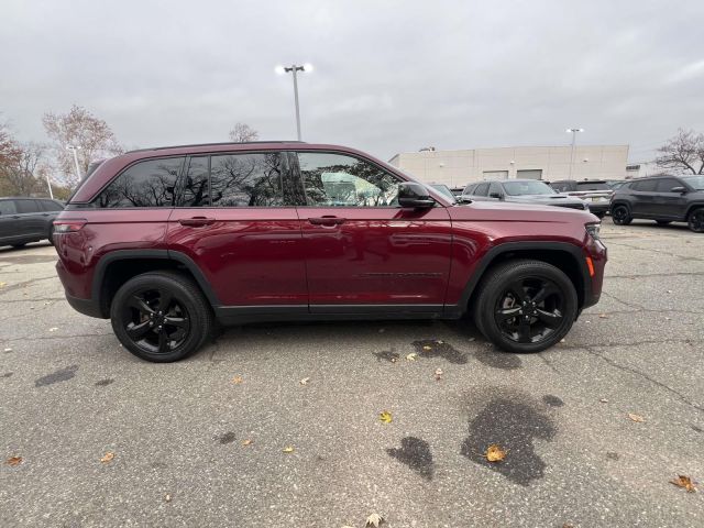 2023 Jeep Grand Cherokee Altitude 4x4