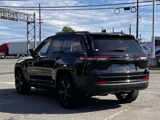 2023 Jeep Grand Cherokee Altitude X 4x4