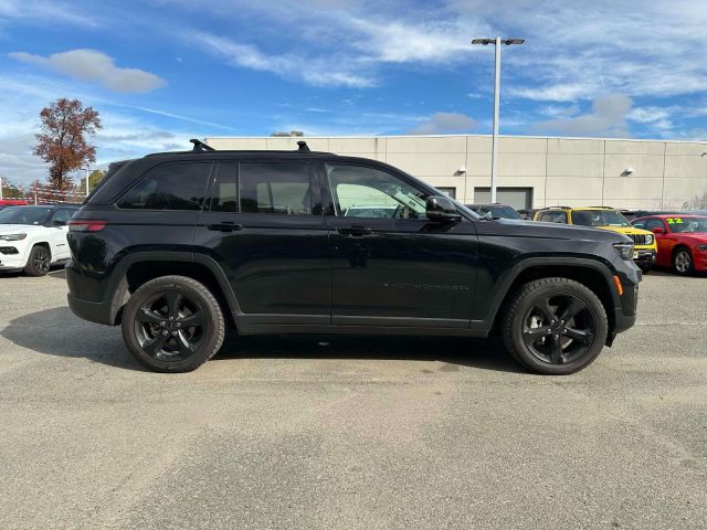 2023 Jeep Grand Cherokee Limited 4x4 2023 Jeep Grand Cherokee Limited 4x4