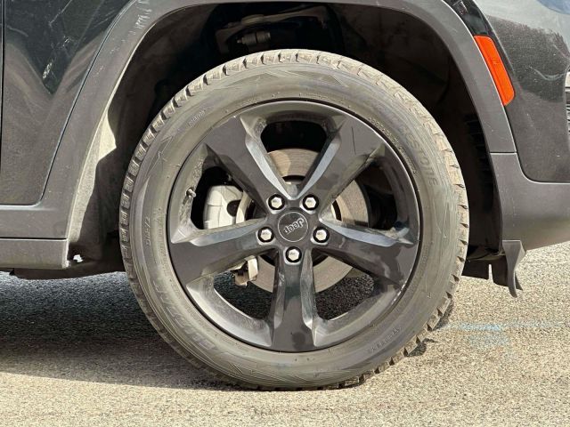 2023 Jeep Grand Cherokee Limited 4x4 2023 Jeep Grand Cherokee Limited 4x4