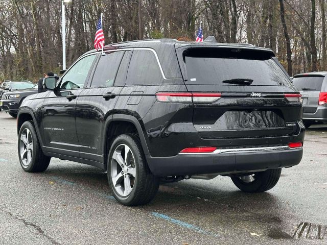 2023 Jeep Grand Cherokee Limited 4x4 2023 Jeep Grand Cherokee Limited 4x4