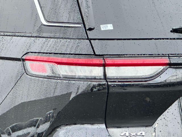 2023 Jeep Grand Cherokee Limited 4x4 2023 Jeep Grand Cherokee Limited 4x4