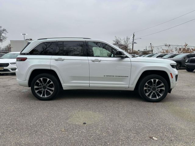 2023 Jeep Grand Cherokee Overland 4x4