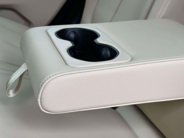 2023 Jeep Grand Cherokee 4xe 4x4 2023 Jeep Grand Cherokee 4xe 4x4