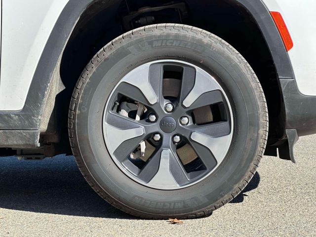 2023 Jeep Grand Cherokee 4xe 4x4 2023 Jeep Grand Cherokee 4xe 4x4