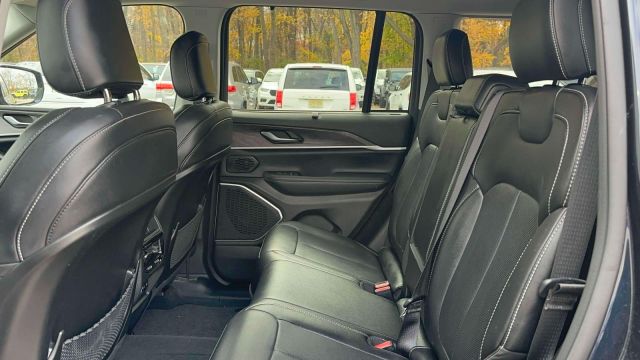 2023 Jeep Grand Cherokee 4xe 4x4 2023 Jeep Grand Cherokee 4xe 4x4