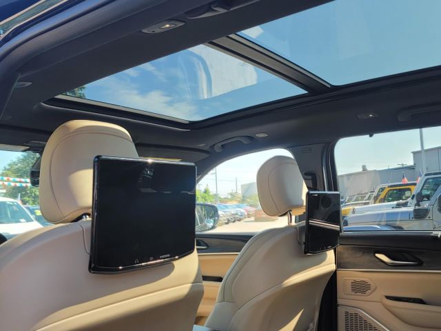 2023 Jeep Grand Cherokee 4xe 4x4