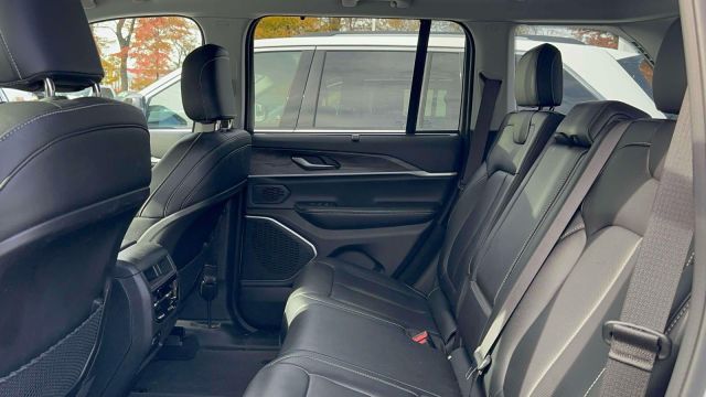 2023 Jeep Grand Cherokee 4xe 4x4 2023 Jeep Grand Cherokee 4xe 4x4