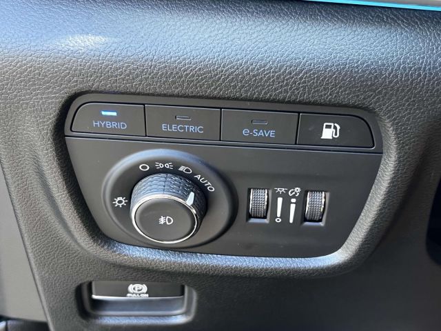 2023 Jeep Grand Cherokee 4xe 4x4