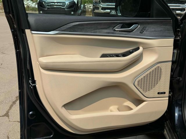 2023 Jeep Grand Cherokee 4xe 4x4