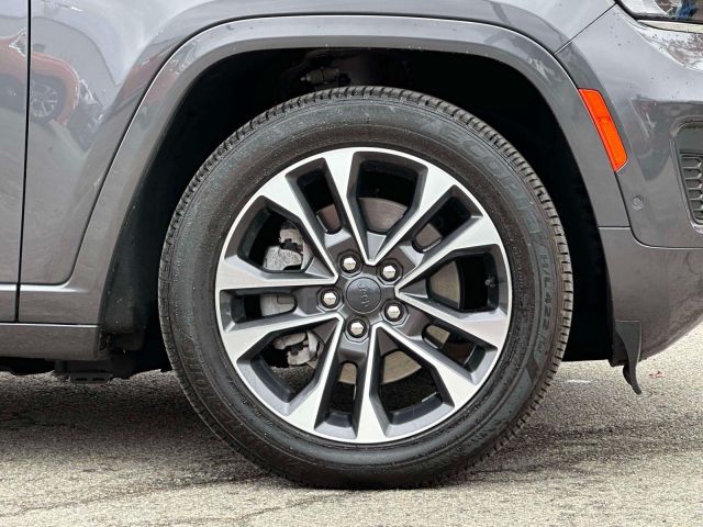 2023 Jeep Grand Cherokee 4xe Overland 4x4