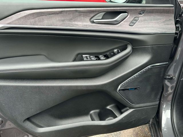 2023 Jeep Grand Cherokee 4xe Overland 4x4